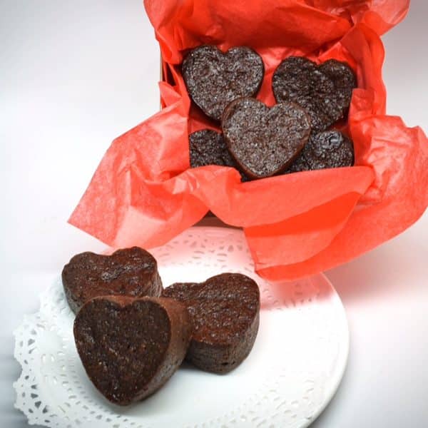 Heart Shape Black Cake Miniatures